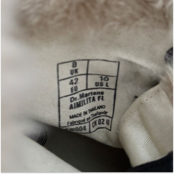 Dr. Martens Aimilita Faux Fur-lined Boots Women’s Size 10 – Black - Picture 7 of 7